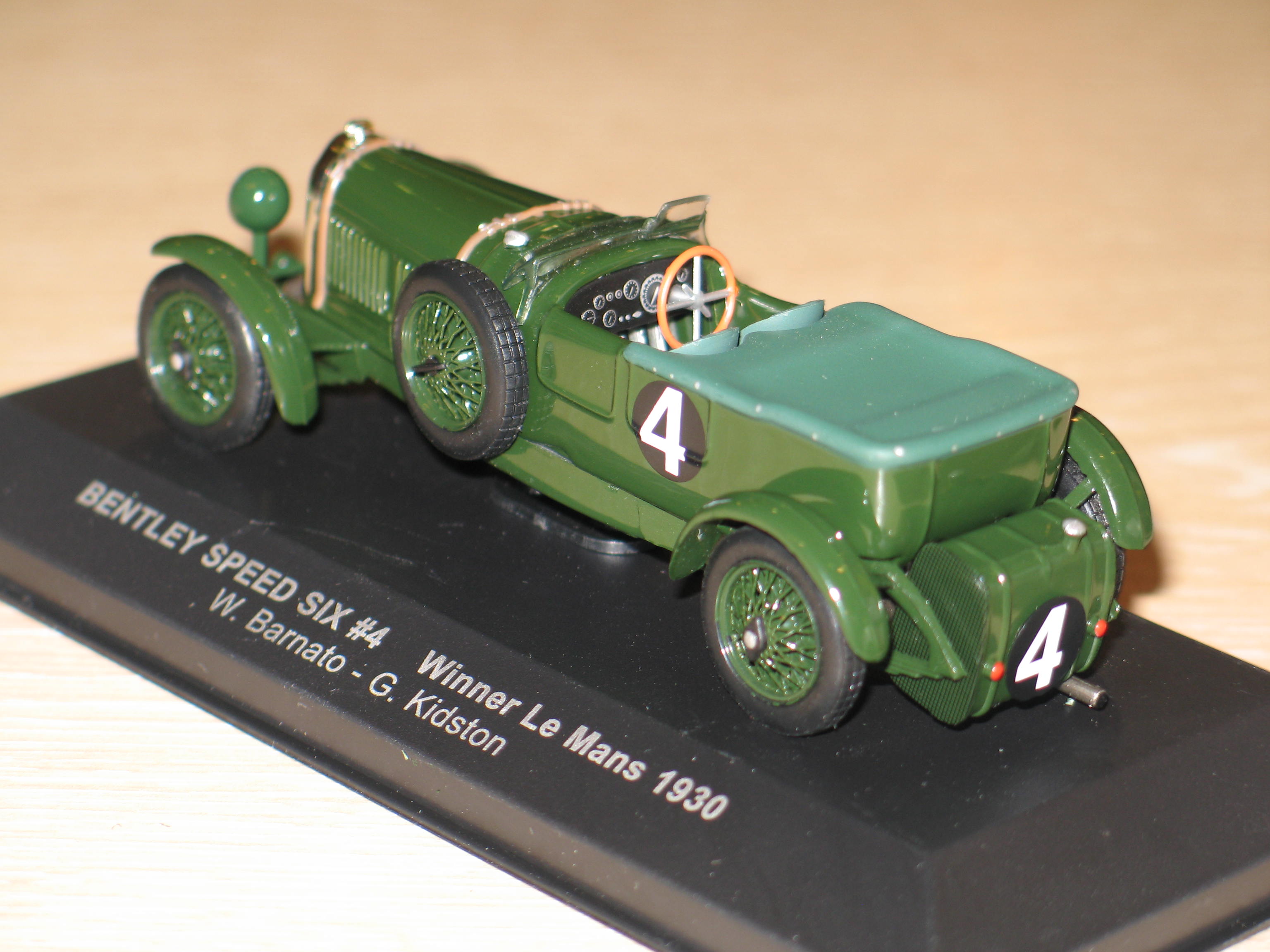 BENTLEY SPEED SIX 1930 IXO 1/43°