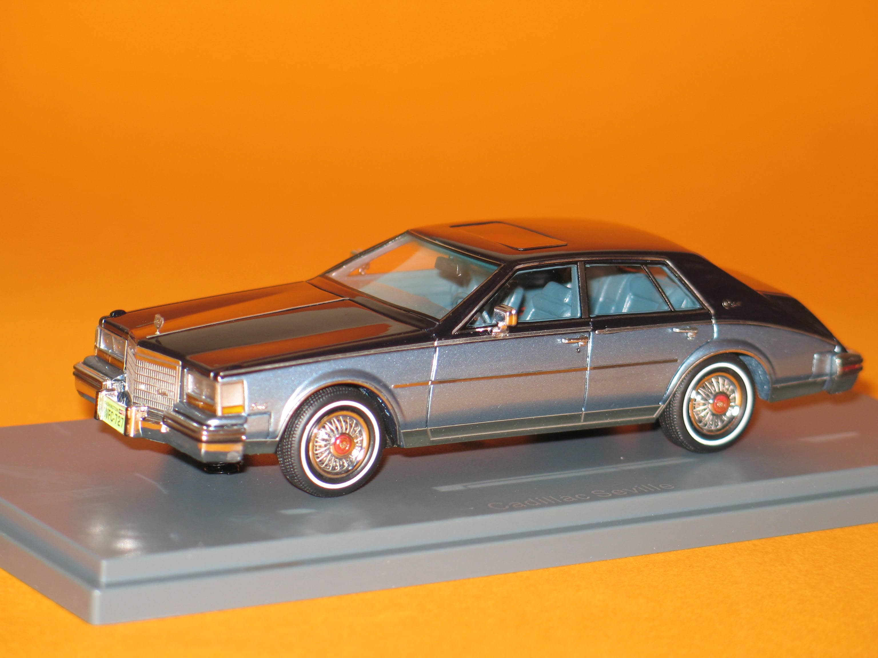 CADILLAC SEVILLE 1981 NEO 1/43°