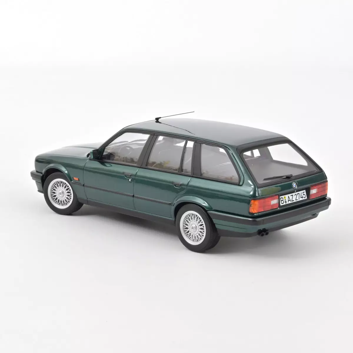 BMW 325i TOURING 1990 GRIS NOREV 1/18°