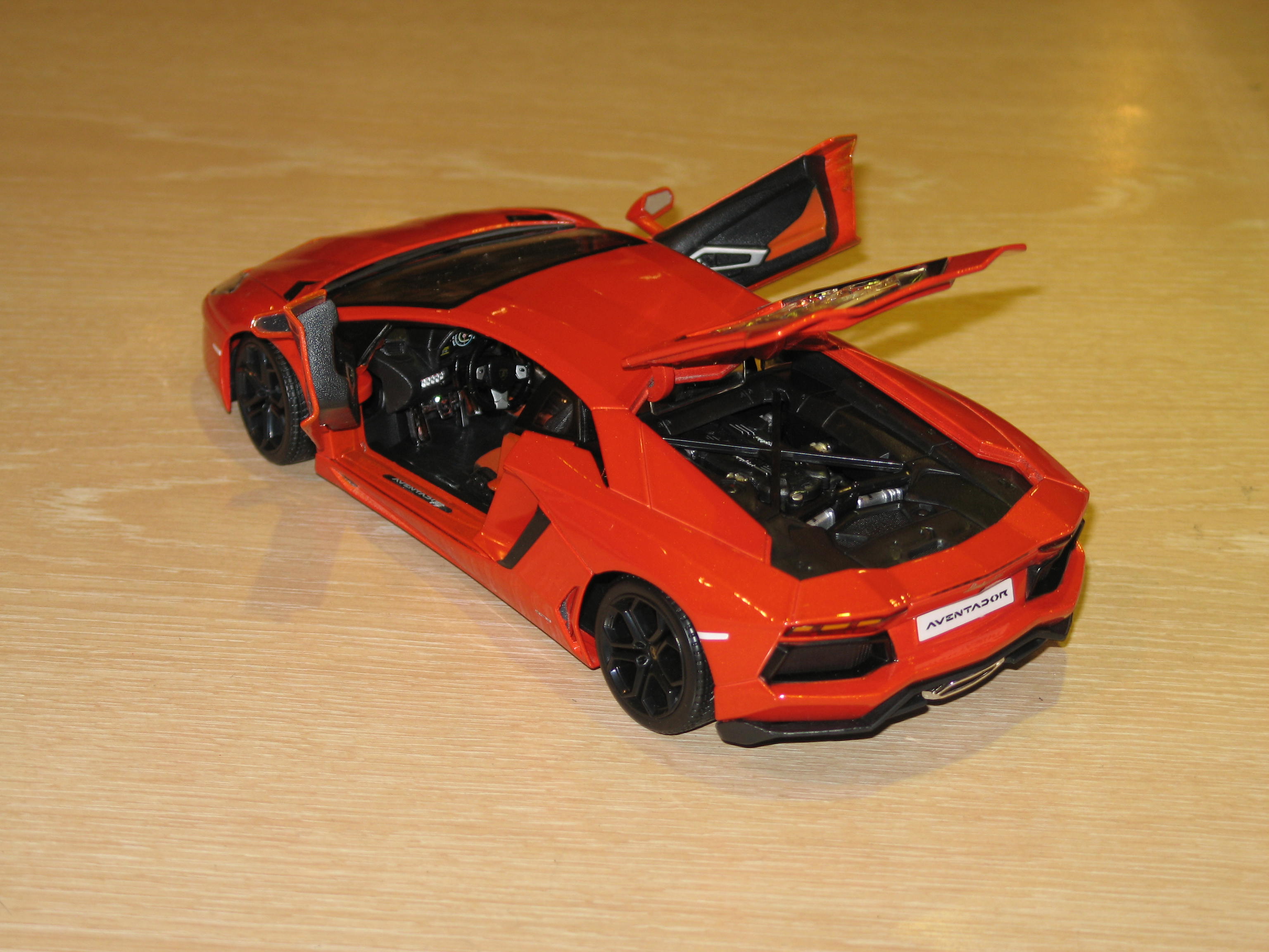 LAMBORGHINI AVENTADOR LP700-4 2011 BURAGO 1/18°