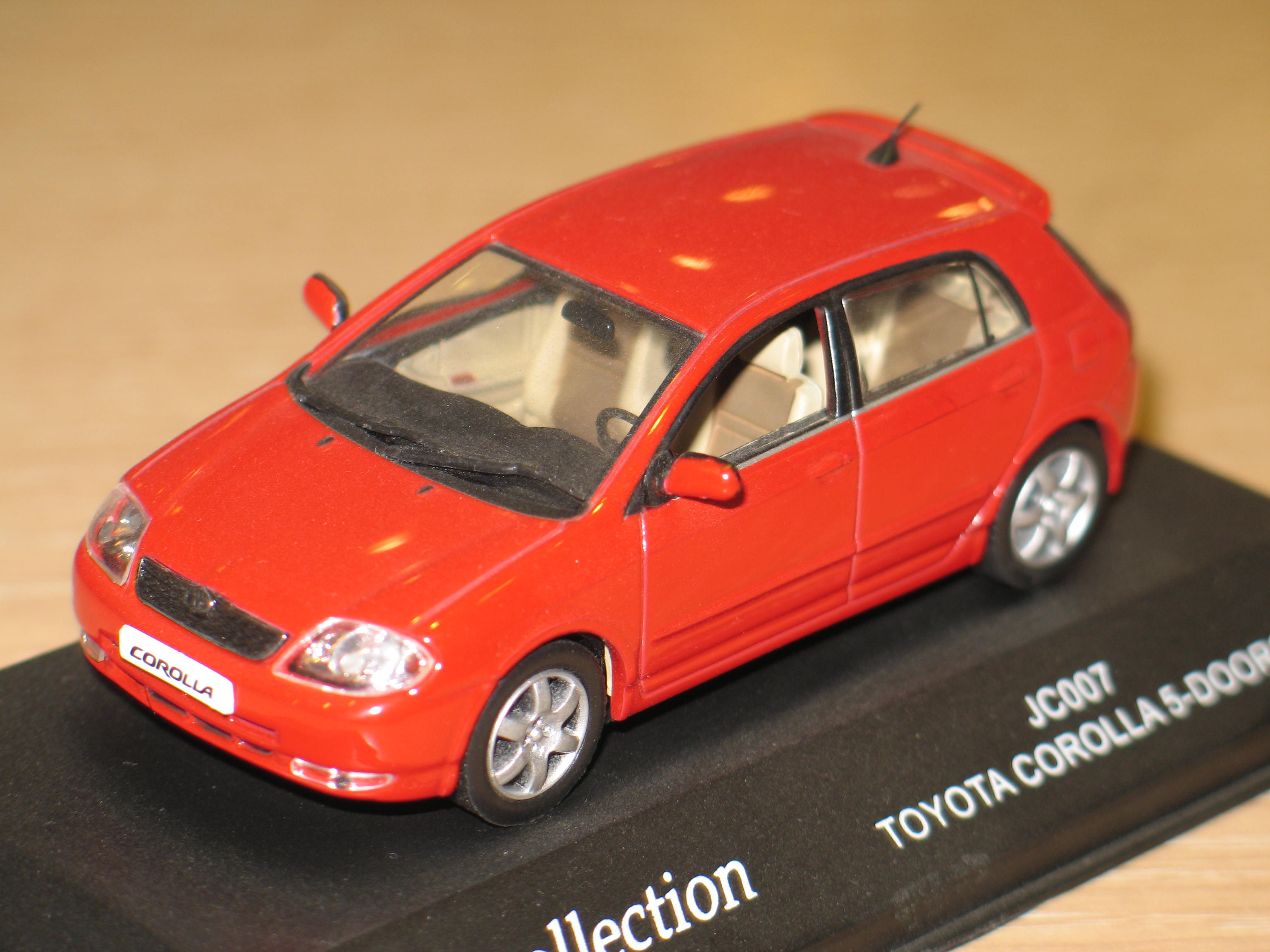 TOYOTA COROLLA 2000 J-COLLECTION 1/43°