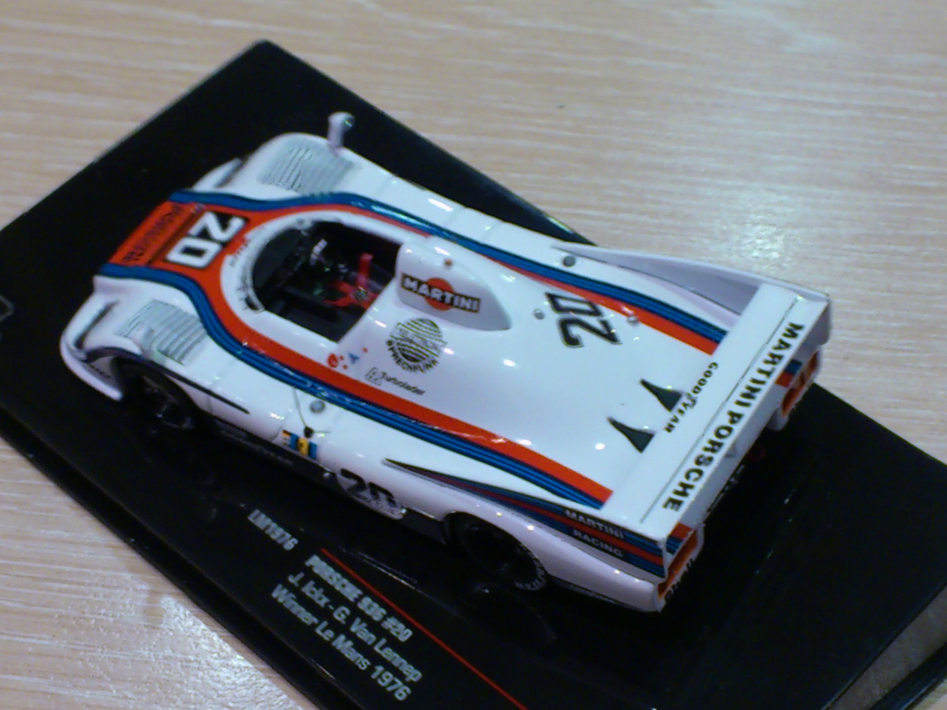 PORSCHE 936 WIN LM 1976 IXO 1/43°