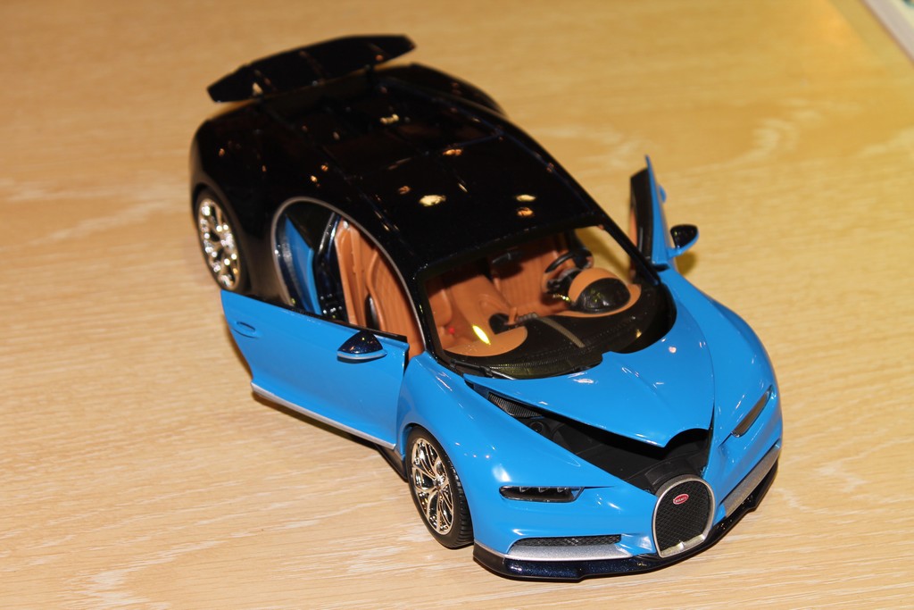 BUGATTI CHIRON 2016 BLEU/BLEU BURAGO 1/18°