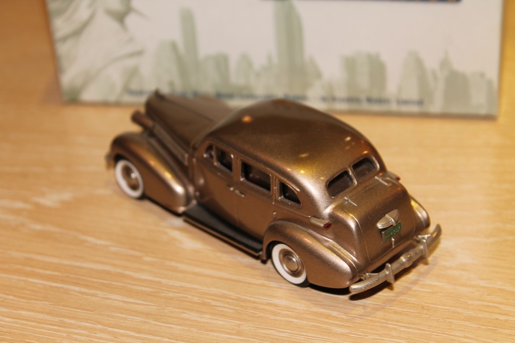 OLDSMOBILE L37 TOURING 1937 BROOKLIN 1/43°