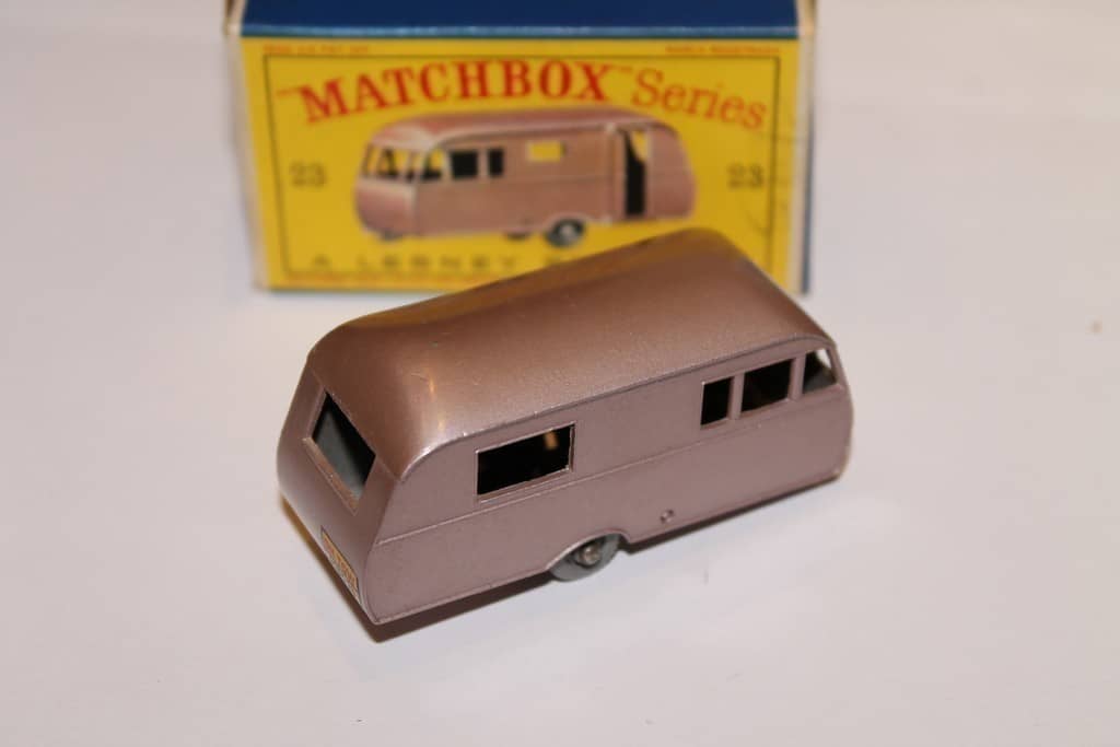 BLUEBIRD DAUPHINE CARAVANE 1960 MATCHBOX 1/66°