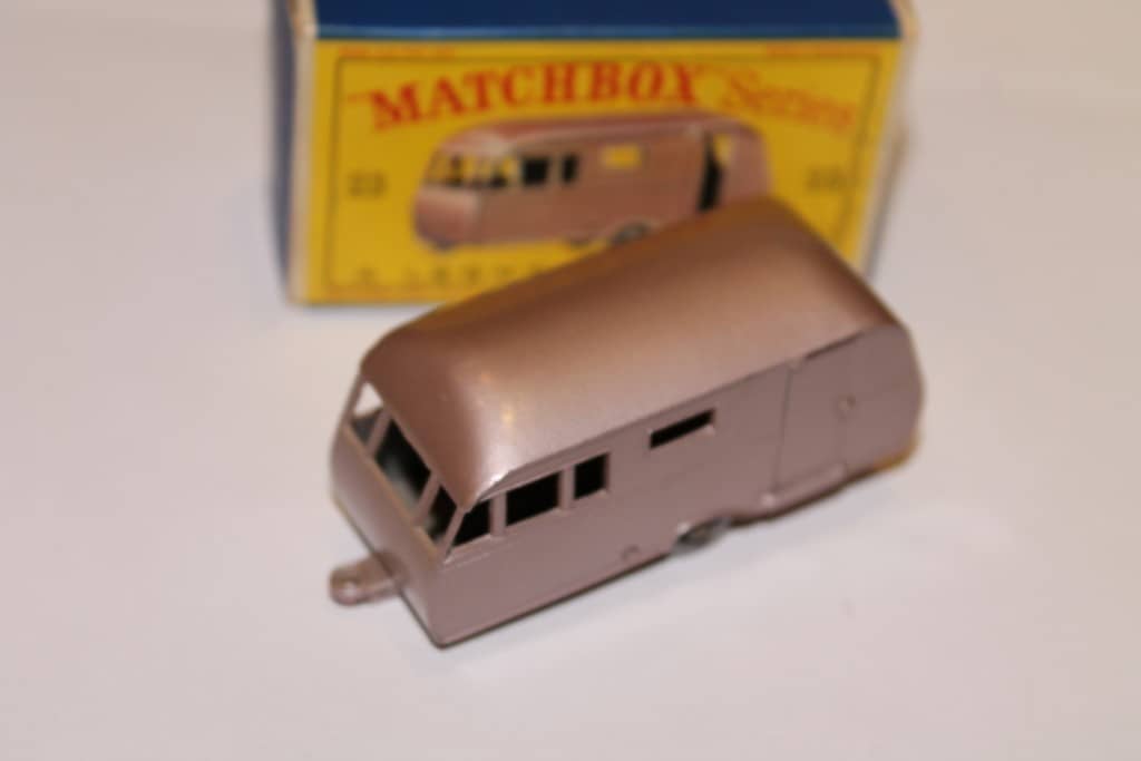 BLUEBIRD DAUPHINE CARAVANE 1960 MATCHBOX 1/66°