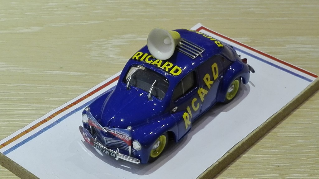 RENAULT 4CV RICARD TDF 1951