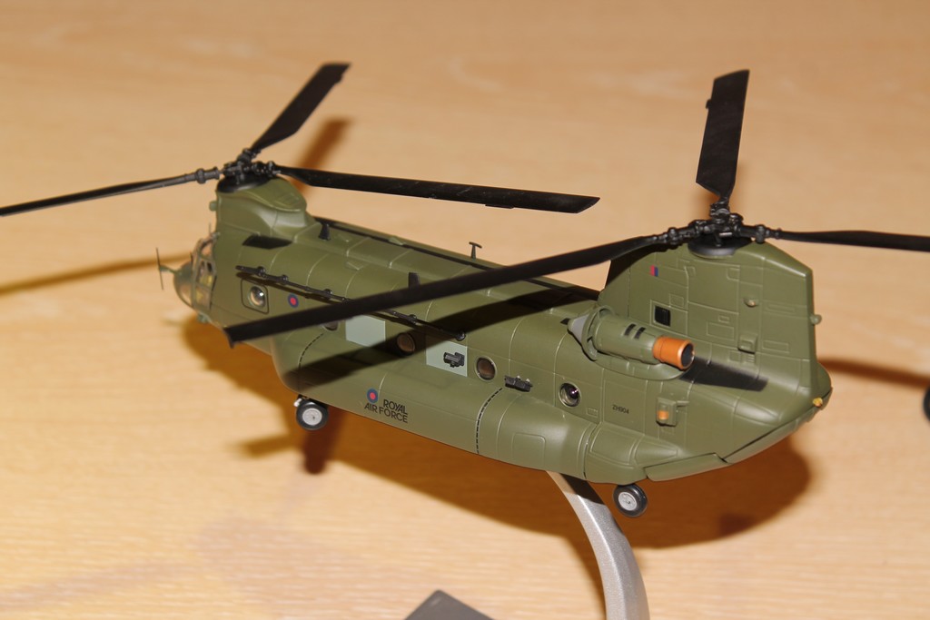 BOEING VERTOL CHINOOK HC.3 CORGI 1/72°