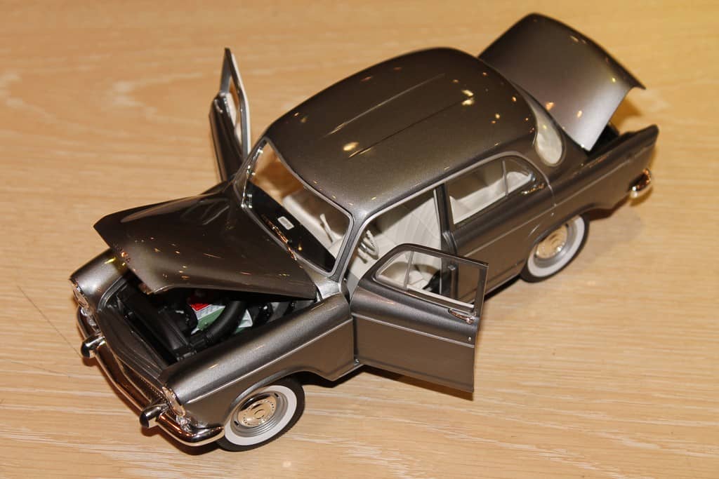 SIMCA ARONDE MONTLHERY 1962 GRISE NOREV 1/18°