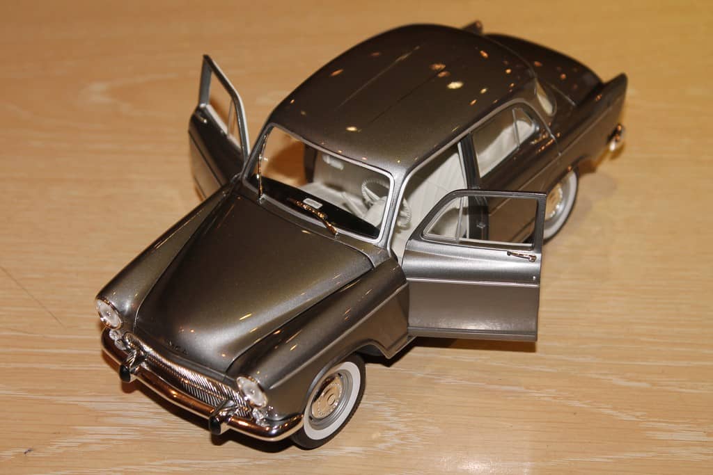 SIMCA ARONDE MONTLHERY 1962 GRISE NOREV 1/18°
