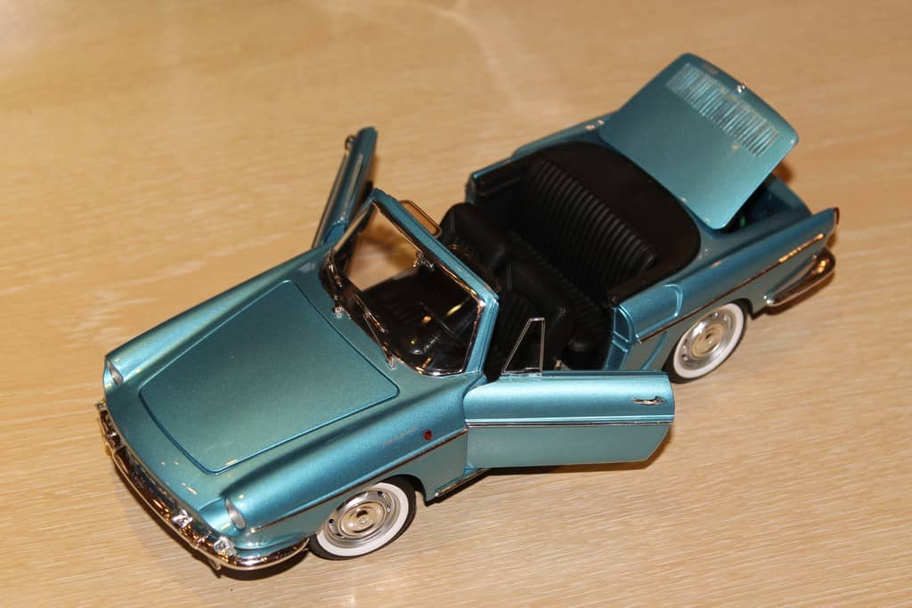 RENAULT CARAVELLE BLEU 1964 NOREV 1/18°
