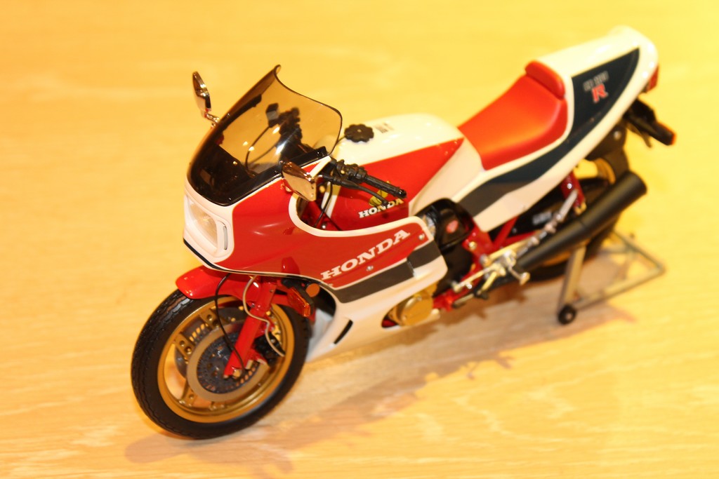 HONDA CB 1100R 1982 MINICHAMPS 1/12°