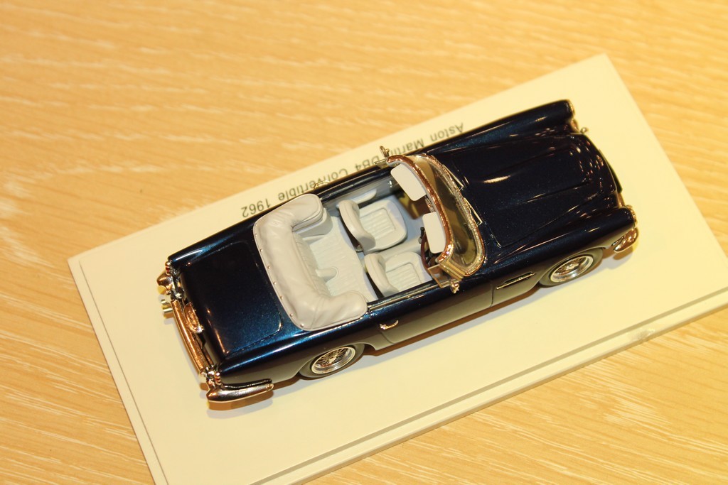ASTON MARTIN DB4 CONVERTIBLE BLEUE 1962 SPARK 1/43°