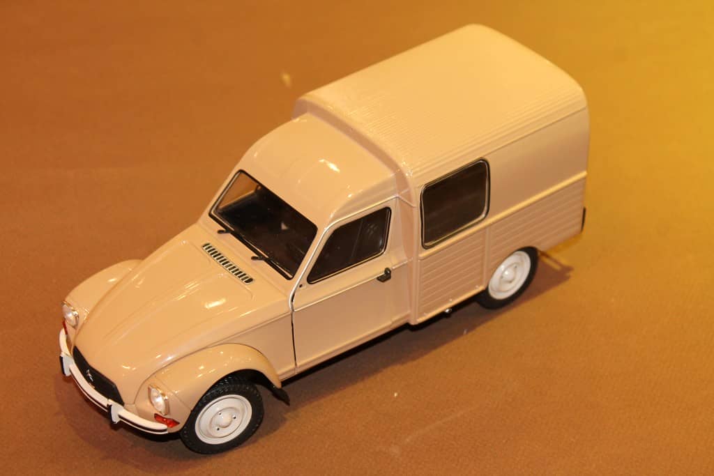 CITROËN ACADIANE - BLEU MYOSOTIS - 1984