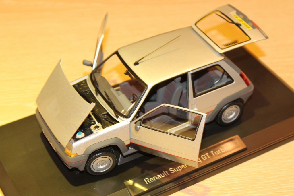 RENAULT SUPERCINQ GT TURBO ARGENT 1985 NOREV 1/18°