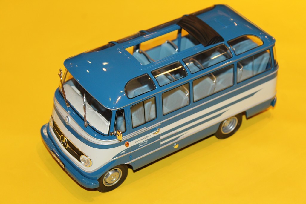 MERCEDES O319 BUS 1957 NOREV 1/18