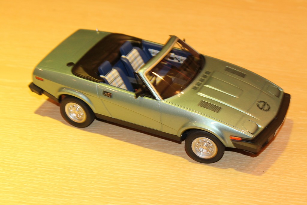 TRIUMPH TR7 DHC SPIDER 1980 CULT MODELS 1/18°