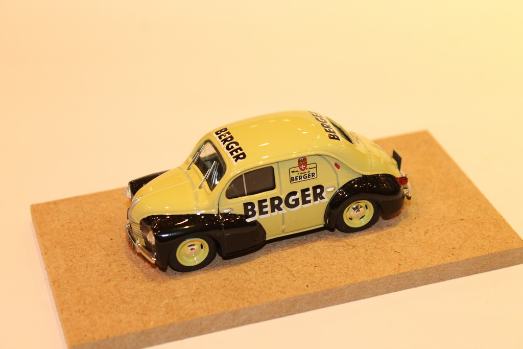 RENAULT 4CV TOLEE BERGER 1956 LABEL43