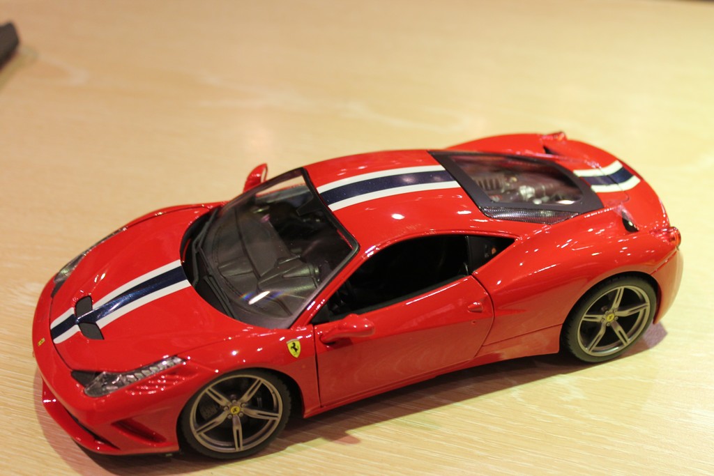 FERRARI 458 SPECIALE 2013 BURAGO 1/18°