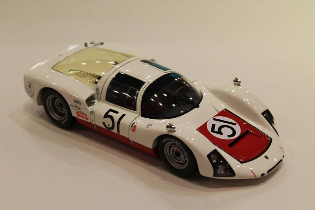PORSCHE 906E N°51 DAYTONA 1967 MINICHAMPS 1/18°