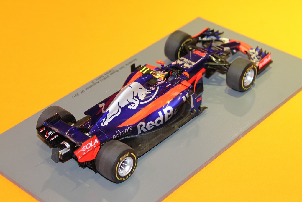 TORO ROSSO STR12 AUSTRALIE GP 2017 SAINZ SPARK 1/18°