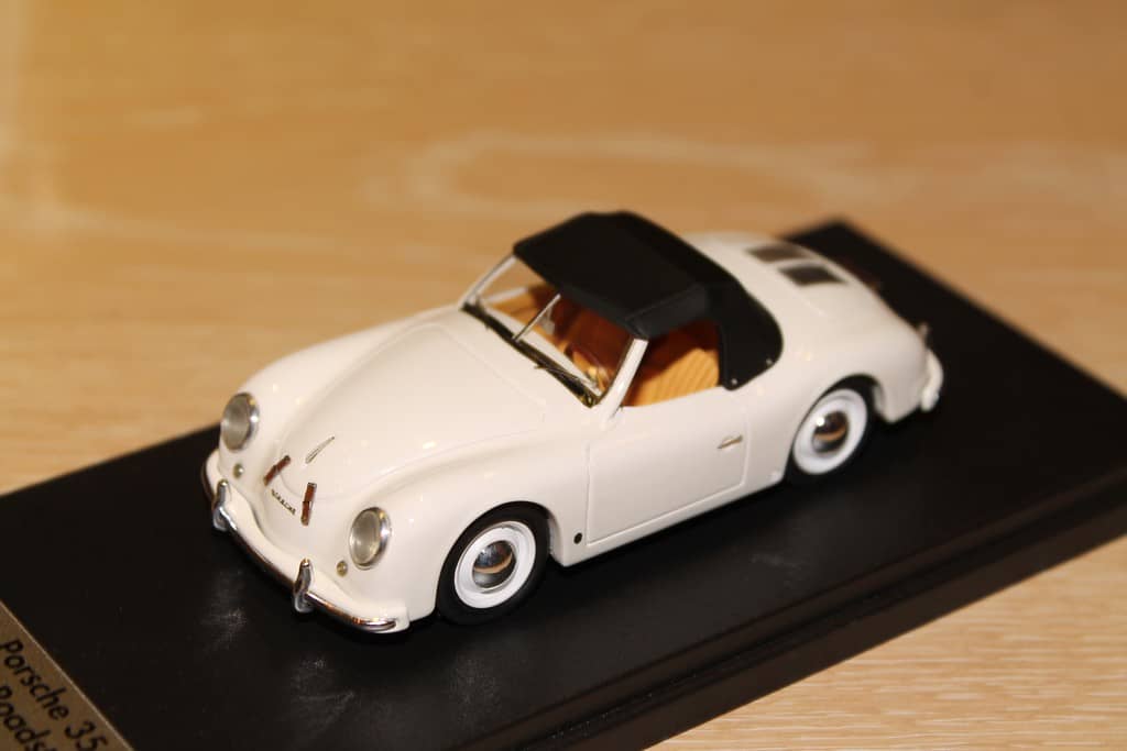 PORSCHE 356 AMERICA ROADSTER 1952 LOOK SMART 1/43°