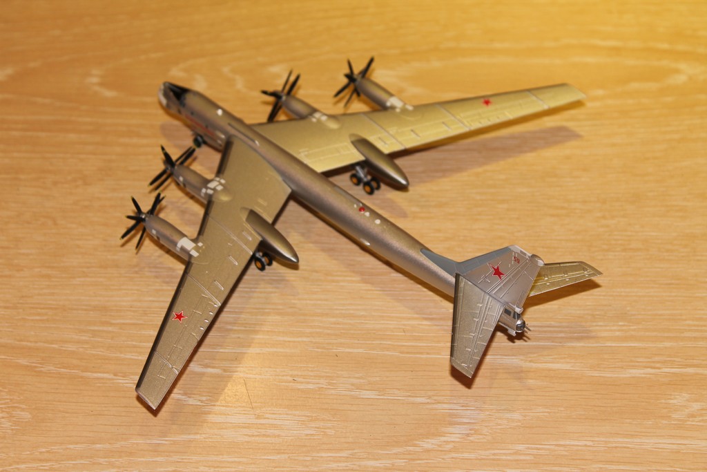 TUPOLEV TU-95MS BEAR H HERPA 1/200°