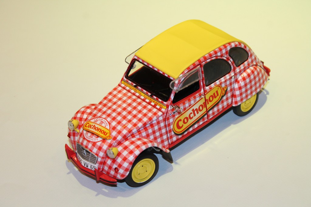 CITROEN 2CV COCHONOU TDF 2017 SOLIDO 1/18°