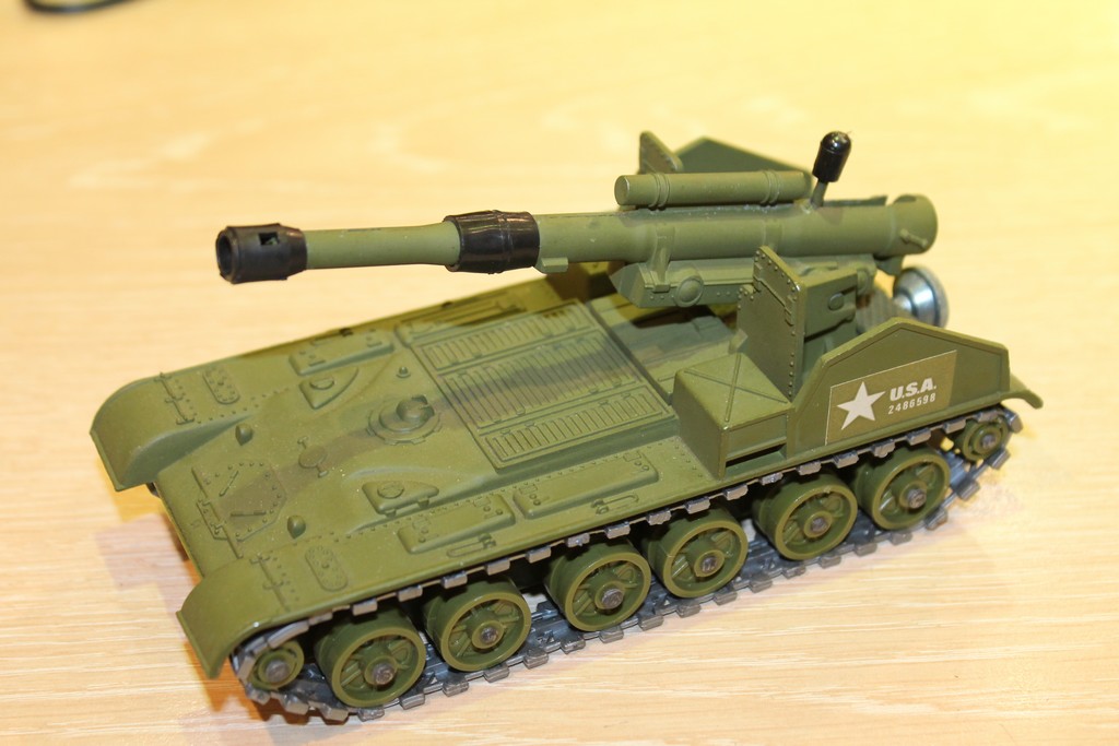 Dinky Toys M50 155ミリ榴弾砲 Dinky Toys M50 155ミリ榴弾砲