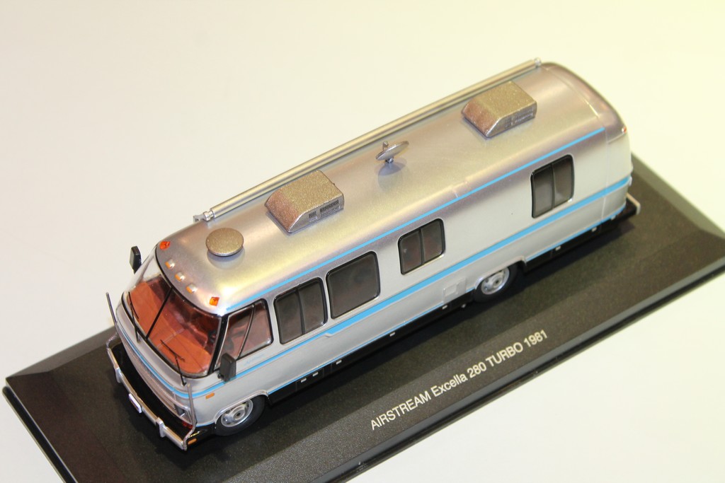 AIRSTREAM EXCELLA 280 IXO 1/43