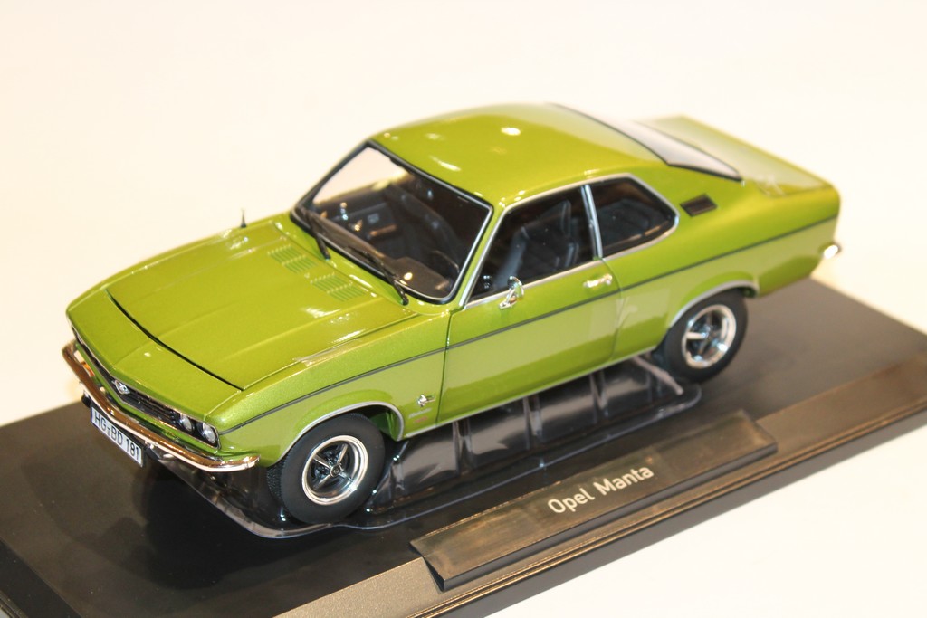 OPEL MANTA 1975 VERTE NOREV 1/18°