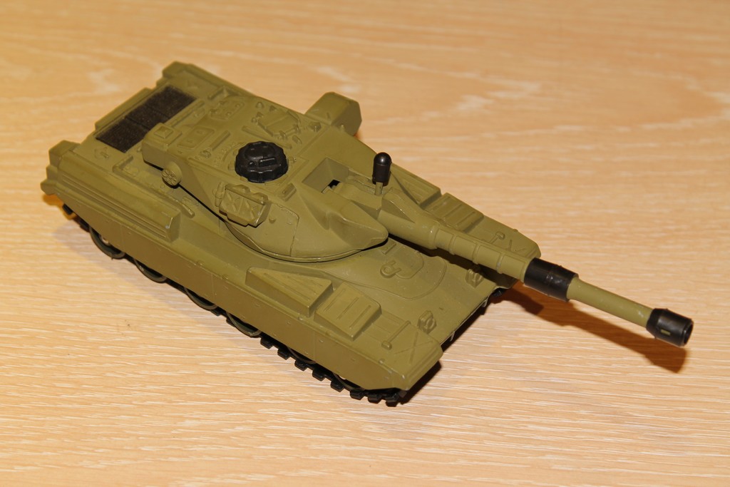 TANK CHIEFTAIN DINKY TOYS 1/43°