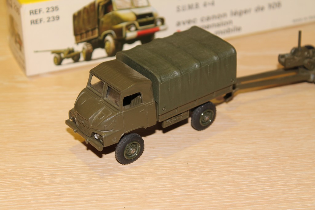 SIMCA UNIC SUMB + CANON 105 SOLIDO 1/43