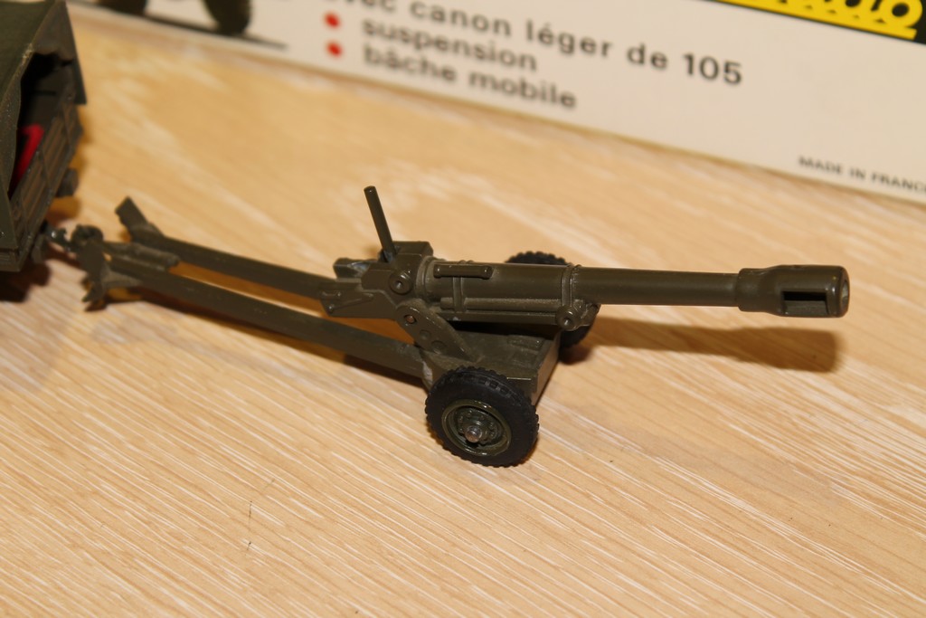 SIMCA UNIC SUMB + CANON 105 SOLIDO 1/43