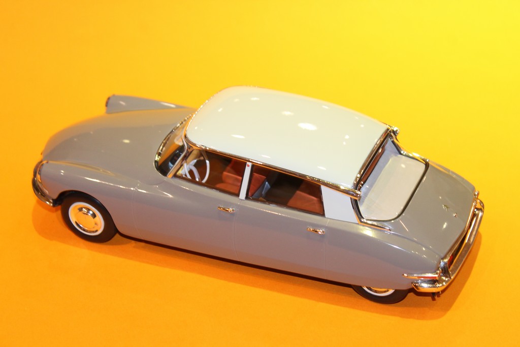 CITROEN DS 19 1956 MARRON NOREV 1/18°