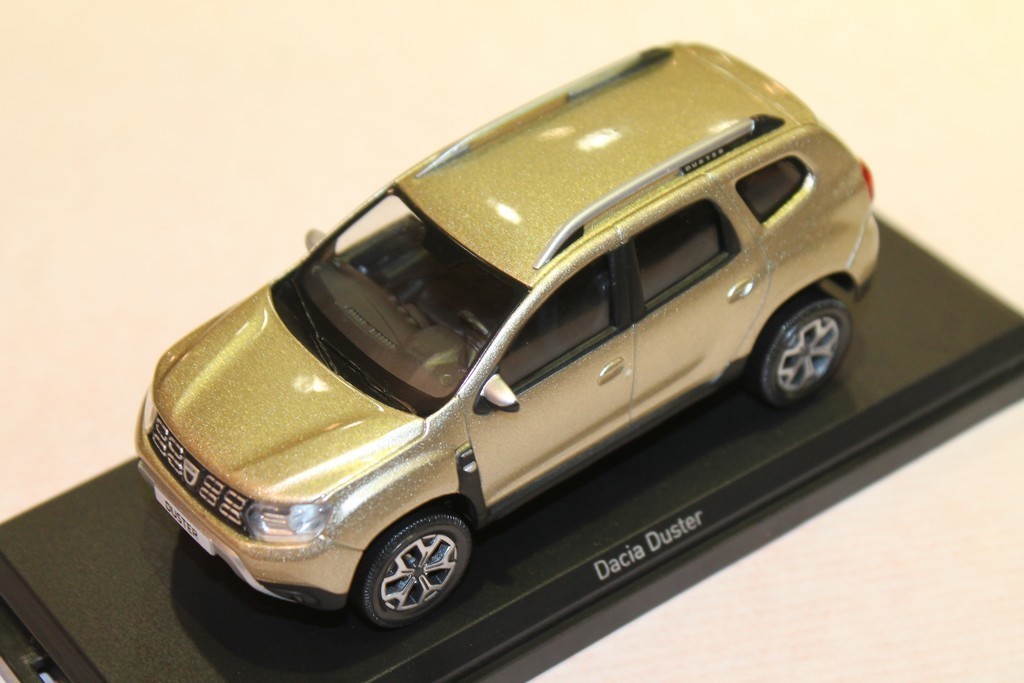 DACIA DUSTER BEIGE  2018 NOREV 1/43°