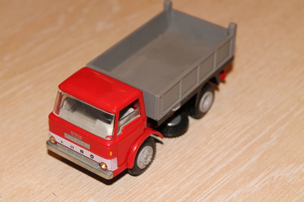 FORD D-800 TEKNO 1/43°