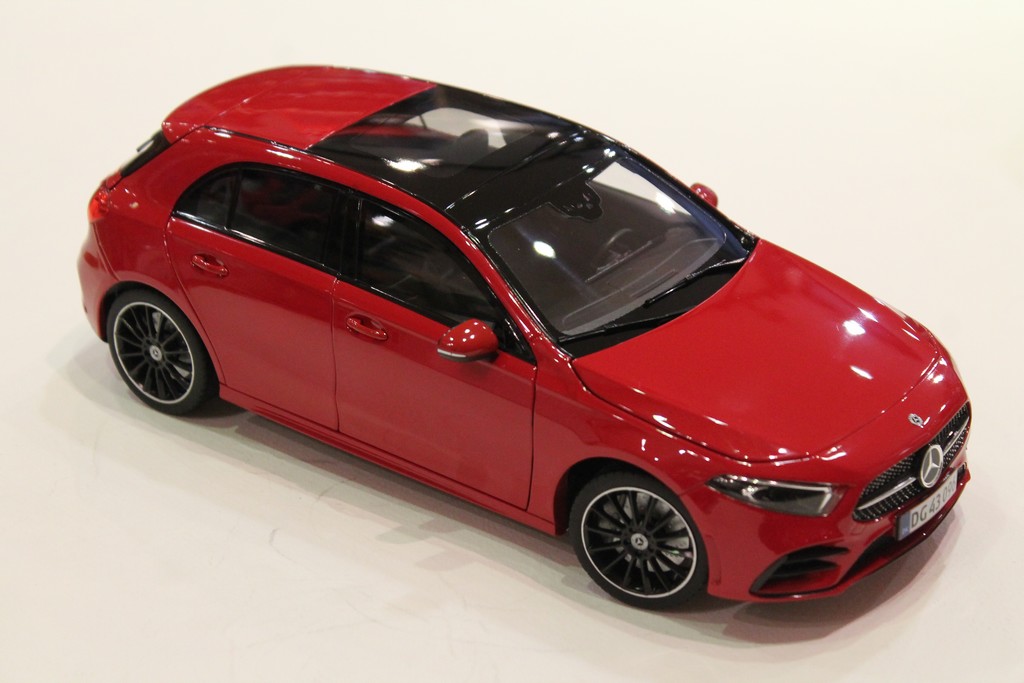 MERCEDES CLASSE-A 2018 ROUGE NOREV 1/18°