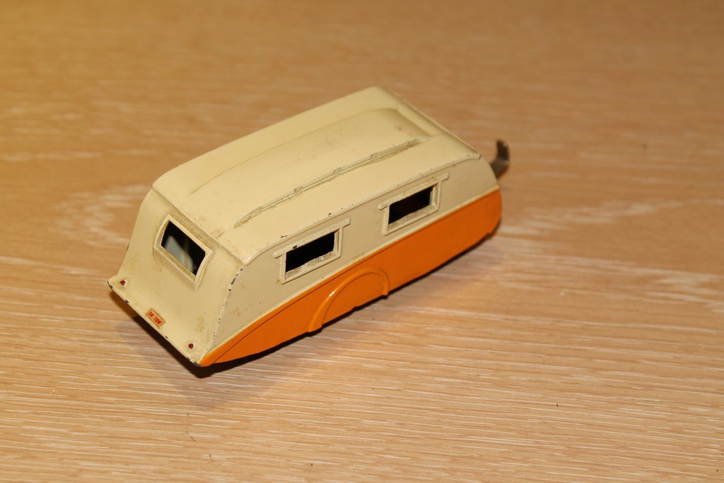 CARAVANE GB DINKY TOYS 1/43°