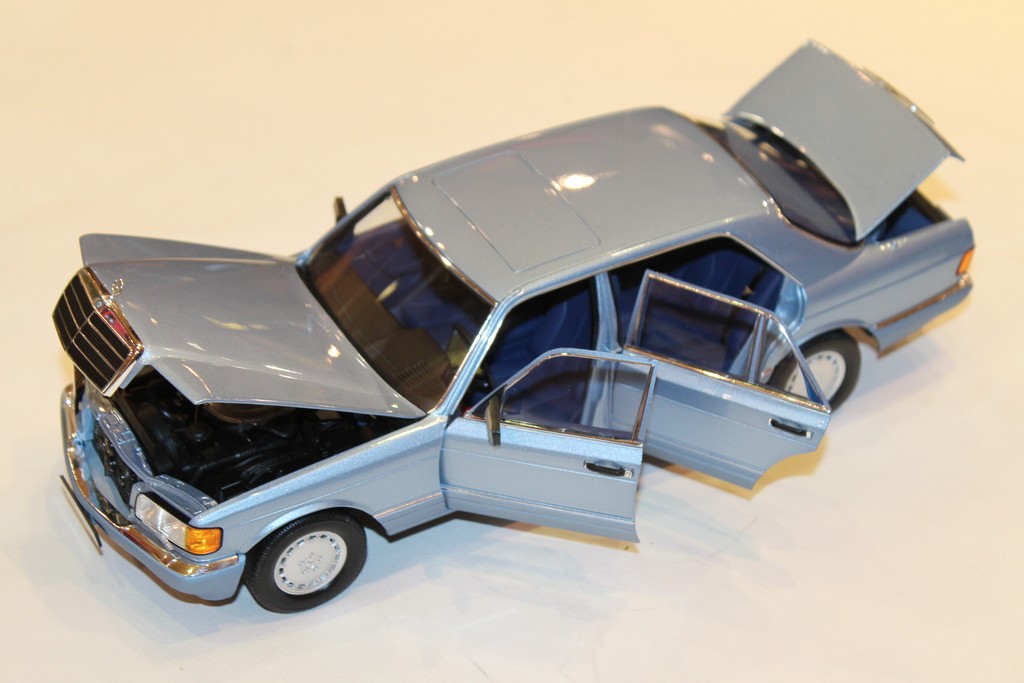 MERCEDES 560 SEL 1991 BLEU NOREV 1/18°