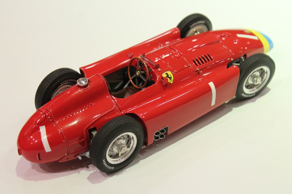 FERRARI D50 LONG NOZE 1956 FANGIO WORLD CHAMPION CMC 1/18°