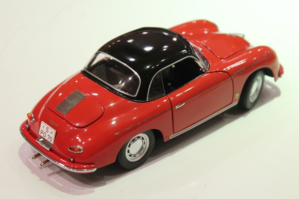 PORSCHE 356 A SPEEDSTER 1956 ROUGE SCHUCO 1/18°