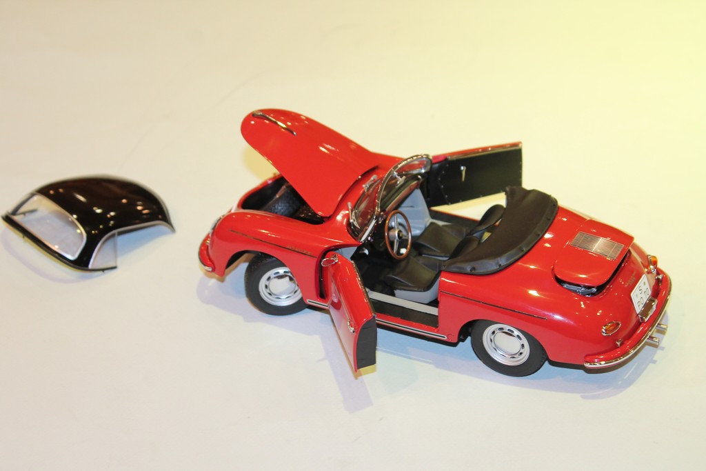 PORSCHE 356 A SPEEDSTER 1956 ROUGE SCHUCO 1/18°