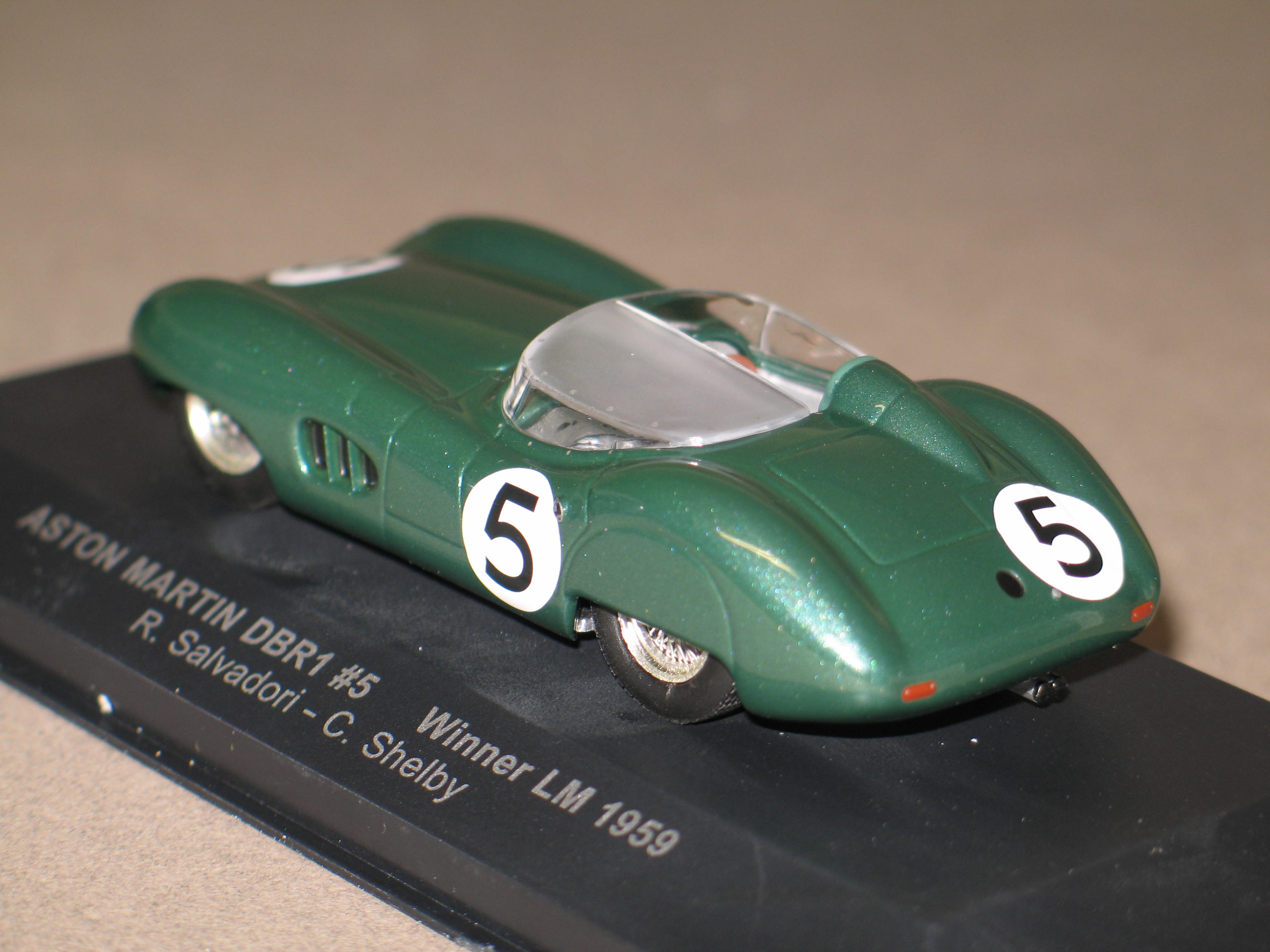 ASTON MARTIN DBR1 WIN LM1959 IXO 1/43°