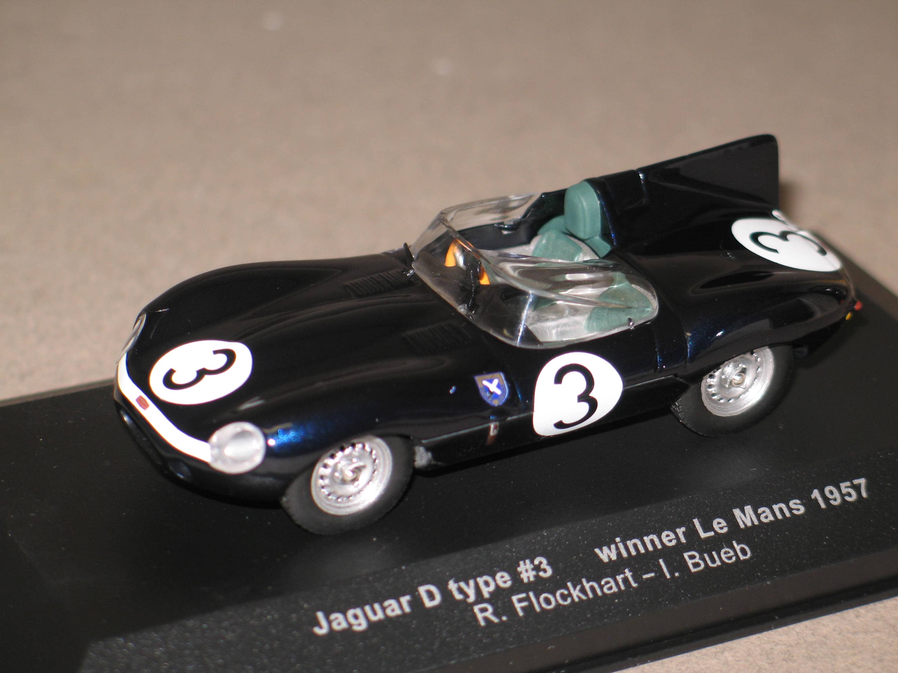 JAGUAR TYPE D WIN LM1957 IXO 1/43°