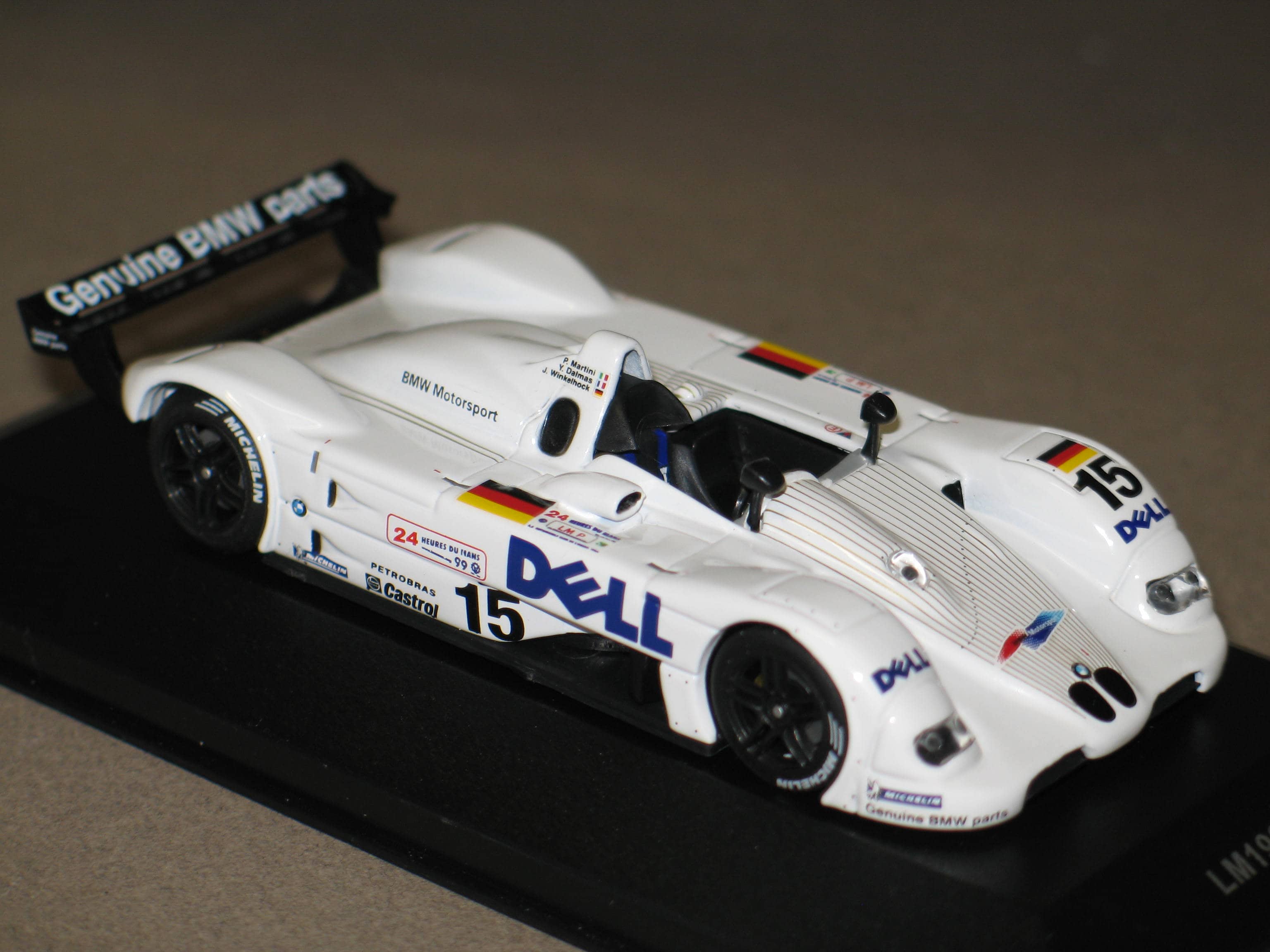 BMW LMR V12 LE MANS 1999 IXO 1/43°