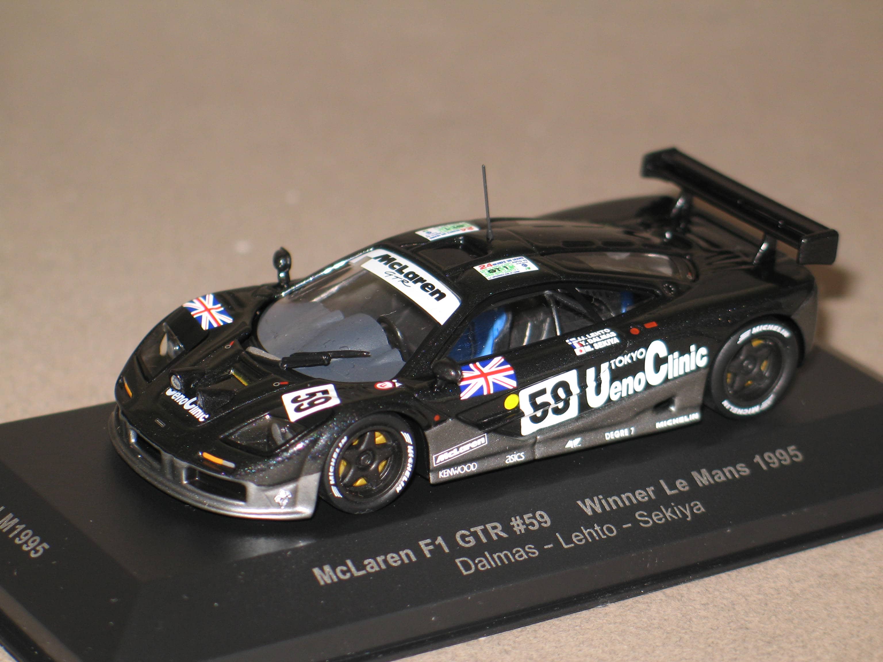 McLAREN F1 GTR VAINQUEUR LE MANS 1995 IXO 1/43°