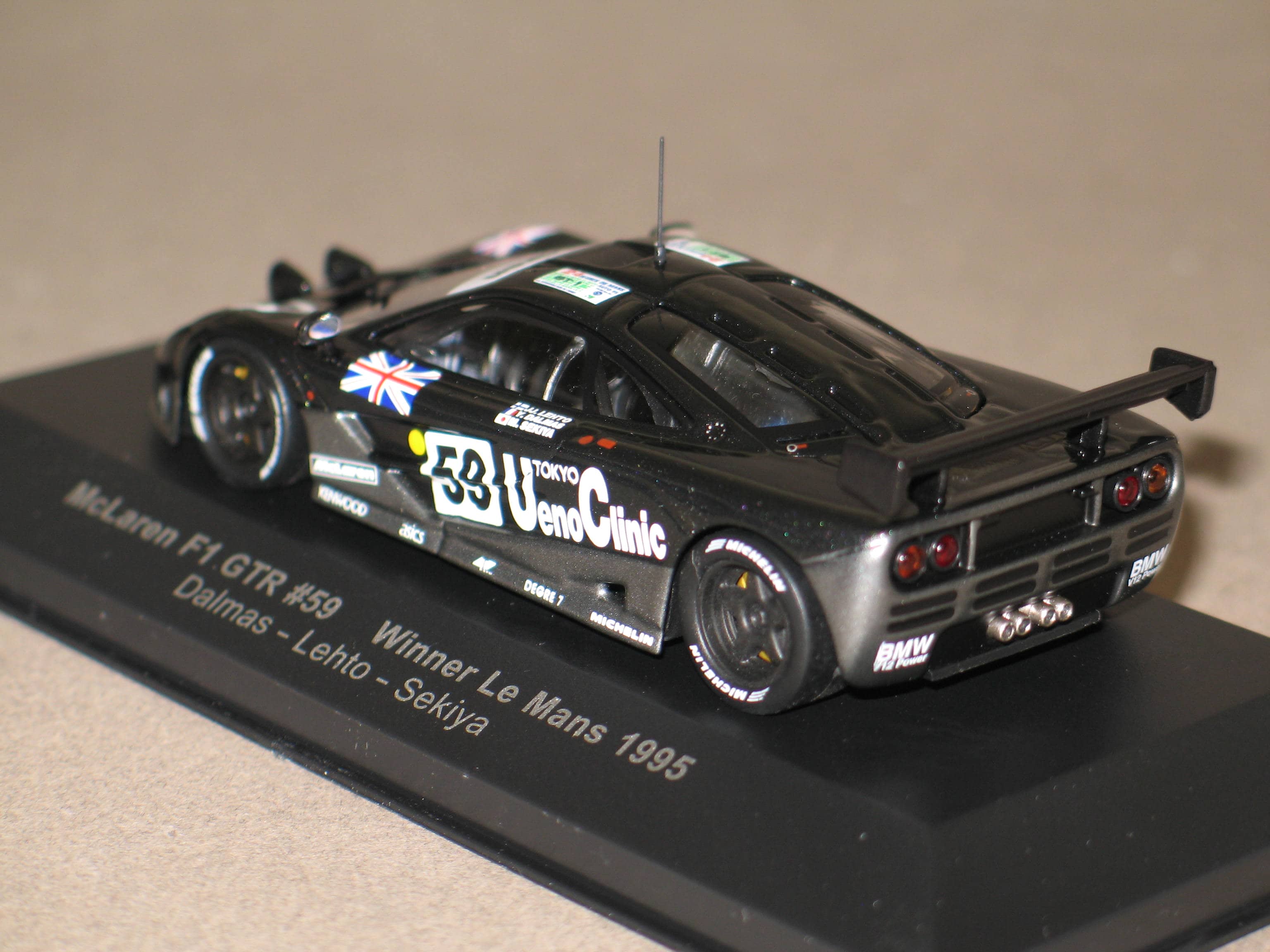 McLAREN F1 GTR VAINQUEUR LE MANS 1995 IXO 1/43°
