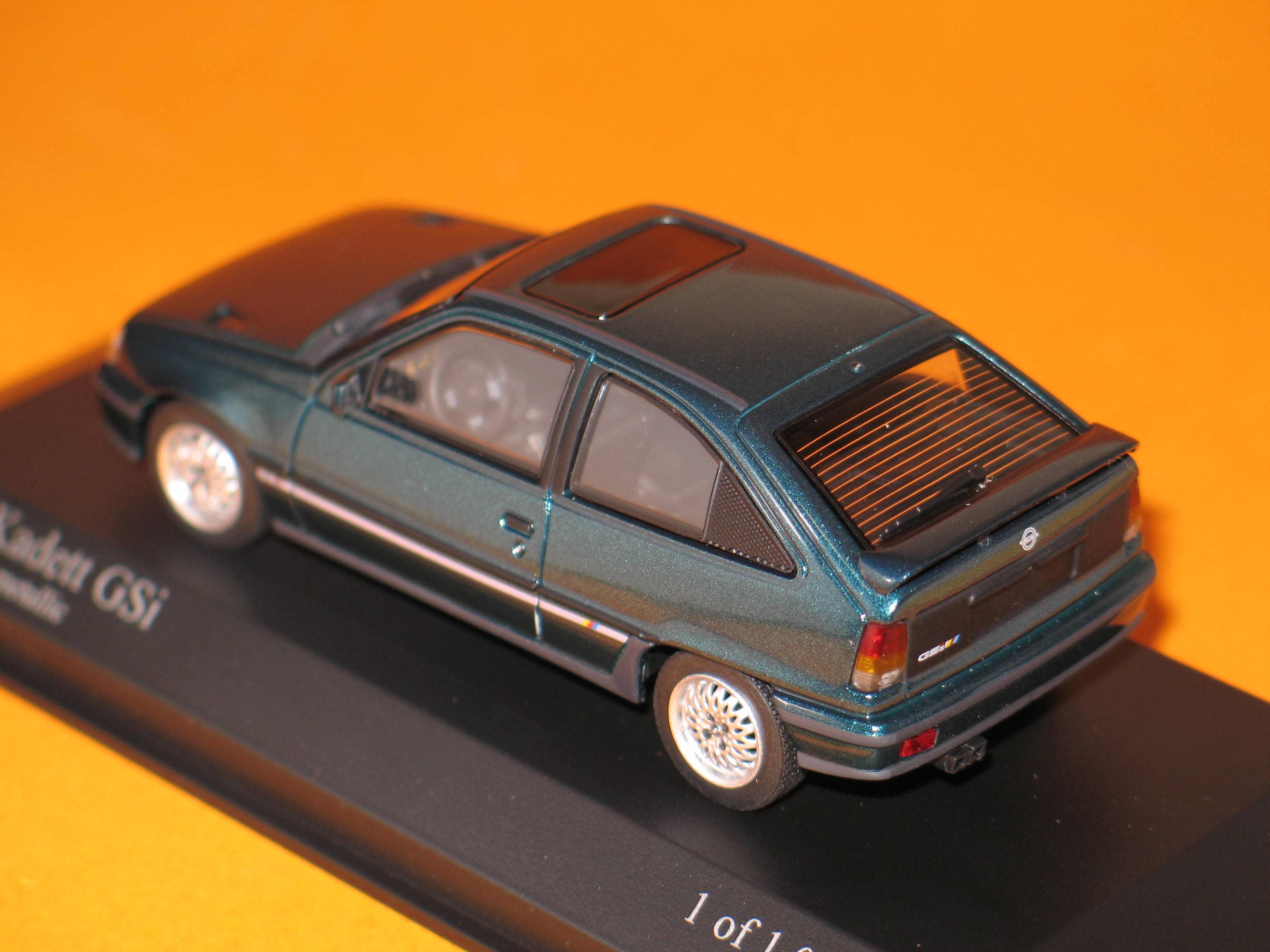 Miniature Opel Kadett 5 Portes 1989 – Minichamps 1/43 – Verte Métal – Collection