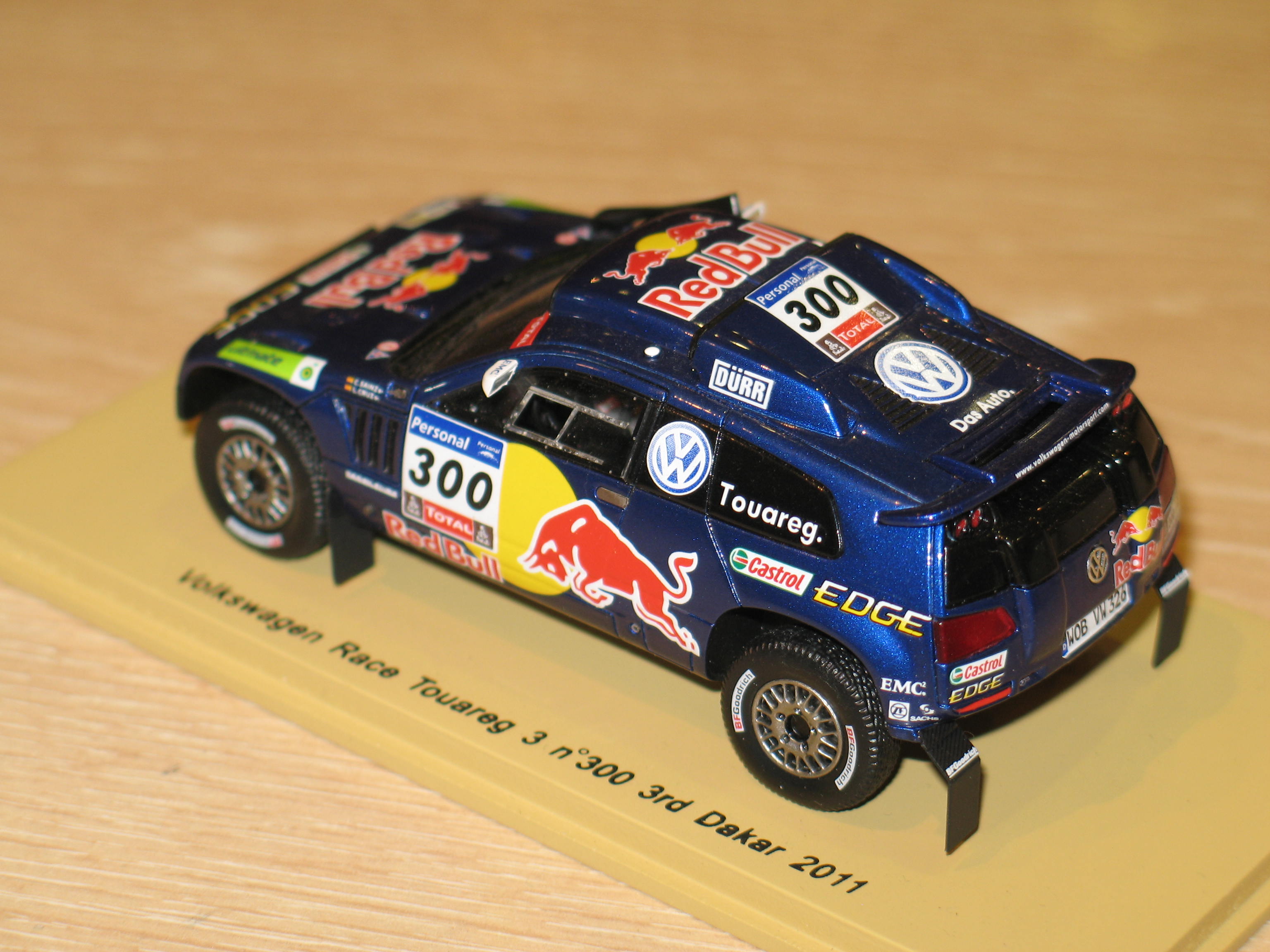 VOLKSWAGEN TOUAREG 3RD DAKAR 2011 SPARK 1/43°